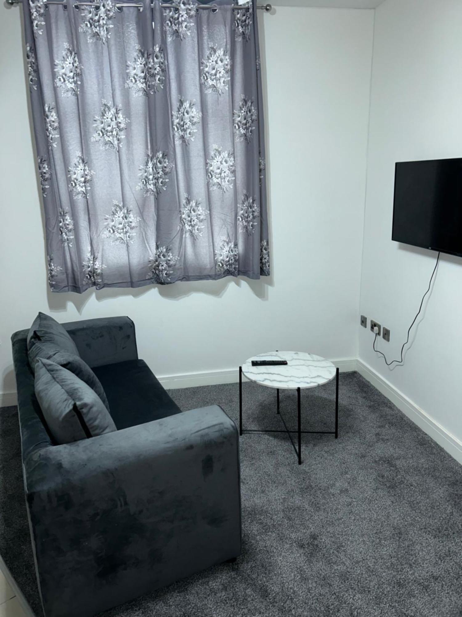 Lovely 1 Bed Apartment In Salford Manchester Exterior foto